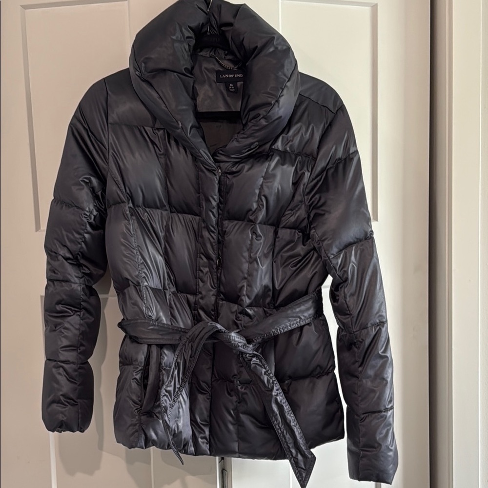 Lands' End green Puffer Jacket with Glossy Finish sz m